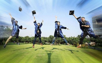 外语面试技巧：克服当众说话的恐惧感